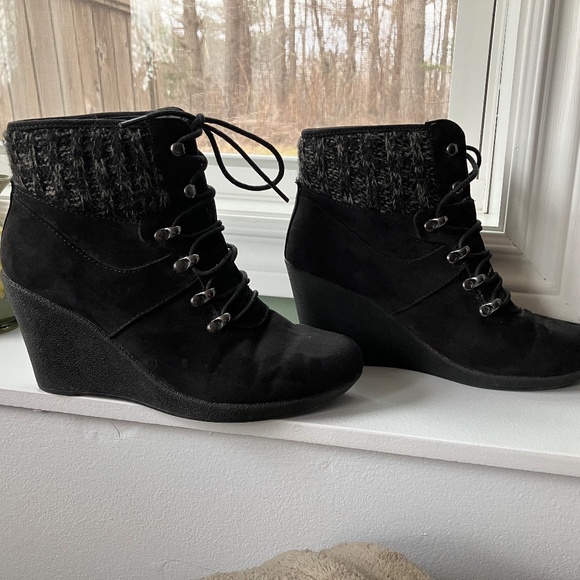 Ladies Black Suede Booties, Size 7.5 - Picture 1 of 8